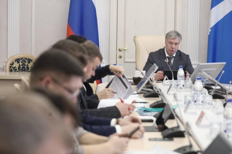 Русских поставил задачу главам районов. Русских поставил задачу главам районов.
