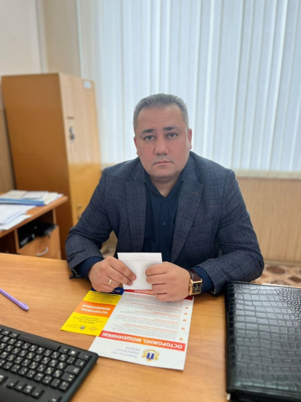 Мошенники убедили жительницу областного центра продать автомобиль и перевести на «безопасные» счета 3 миллиона 800 тысяч рублей. Мошенники убедили жительницу областного центра продать автомобиль и перевести на «безопасные» счета 3 миллиона 800 тысяч рублей.