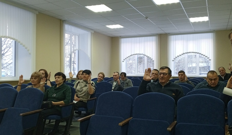 1 декабря состоялось четвертое в 2023 году заседание Общественной палаты муниципального образования «Майнский район»..